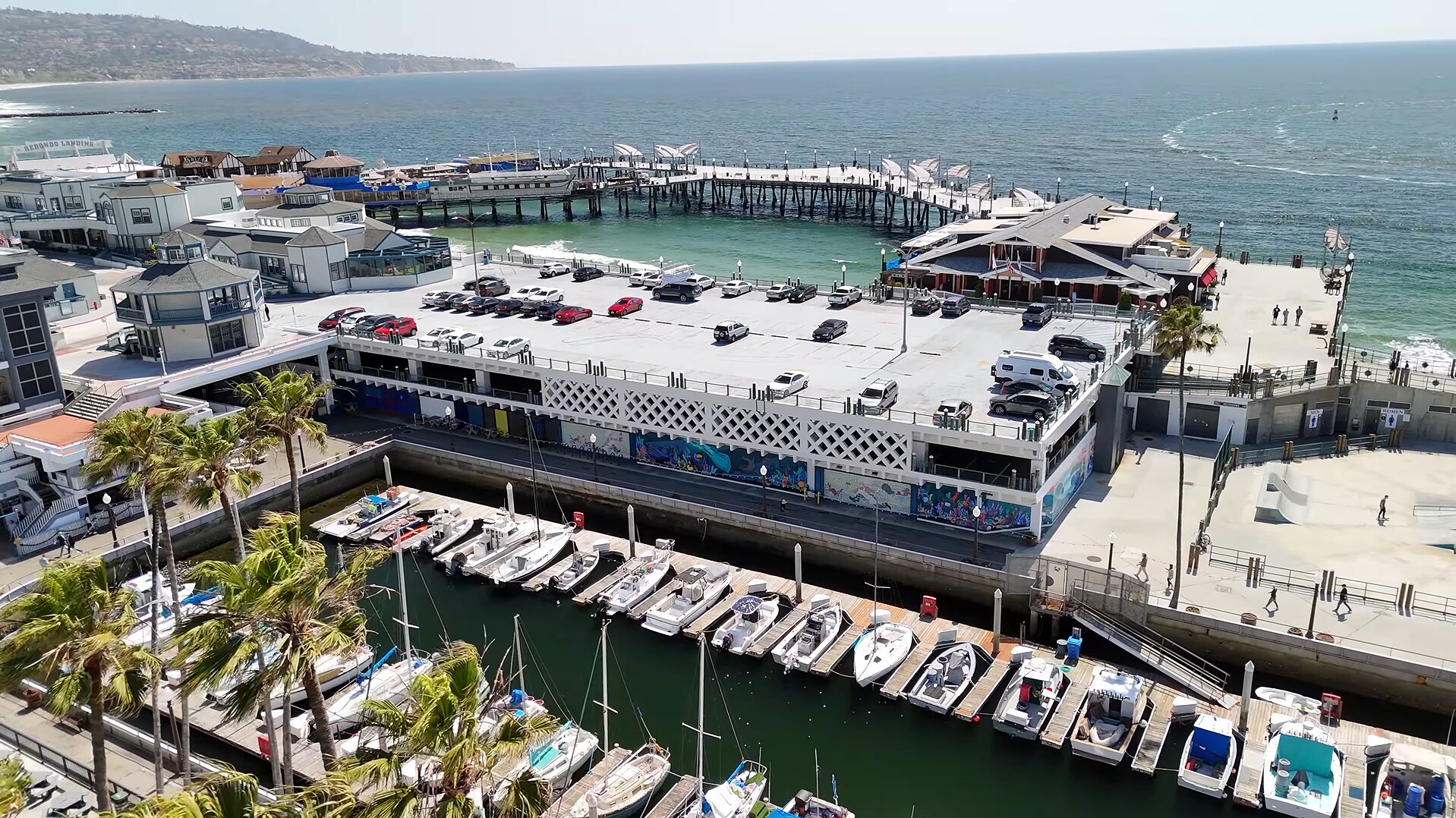 123 International Boardwalk, Redondo Beach, CA à louer Photo du bâtiment- Image 1 de 13