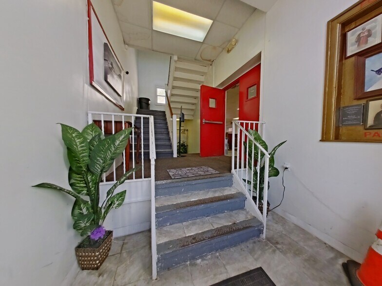 3914 N 6th St, Philadelphia, PA à vendre - Photo du bâtiment - Image 2 de 41