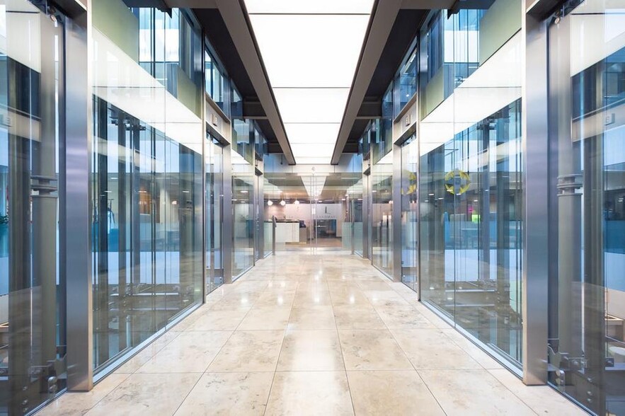 78 Cannon St, London for lease - Building Photo - Image 1 of 6