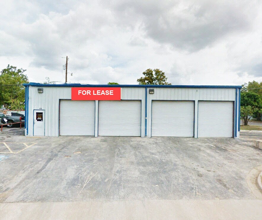 411 S 31st St, Temple, TX à louer Photo du bâtiment- Image 1 de 7