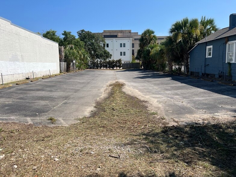 100 Blk Intendencia St, Pensacola, FL for sale - Building Photo - Image 2 of 4