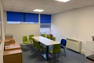 1-4 Manaton Ct, Exeter à louer Photo intérieure- Image 1 de 2