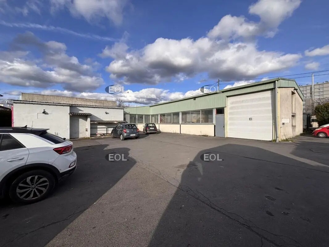 Flex in Argenteuil for sale Building Photo- Image 1 of 7