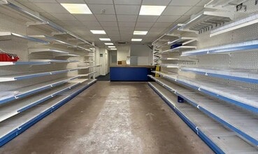 Exeter Rd, Dawlish for lease Interior Photo- Image 2 of 7