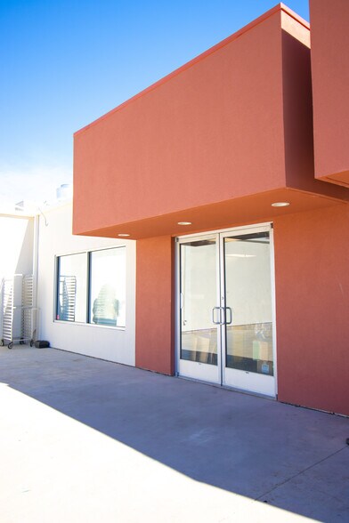 2714 Bomar Ave, Dallas, TX à louer - Photo du bâtiment - Image 2 de 19