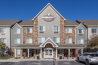 Plus de détails pour 2210 Abbott Dr, Carter Lake, IA - Services hôteliers à vendre