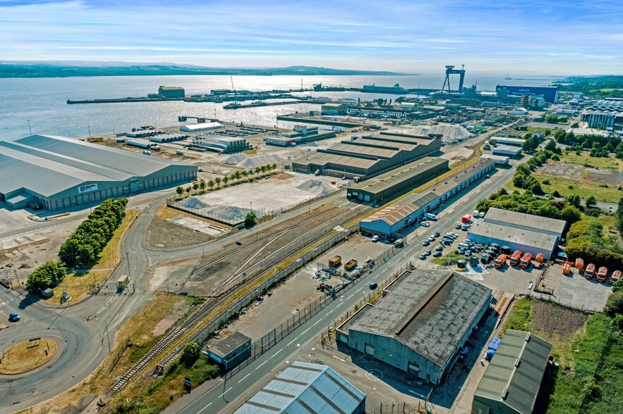 Barham Rd, Rosyth à louer - Photo du bâtiment - Image 1 de 7