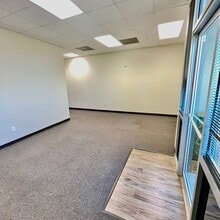 715 Discovery Blvd, Cedar Park, TX for lease Interior Photo- Image 1 of 7
