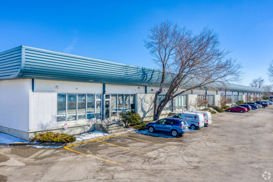 4006-4030 4th St SE, Calgary, AB for lease - Building Photo - Image 1 of 5