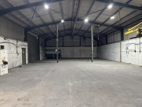 Bowden, Henstridge for lease Interior Photo- Image 2 of 3