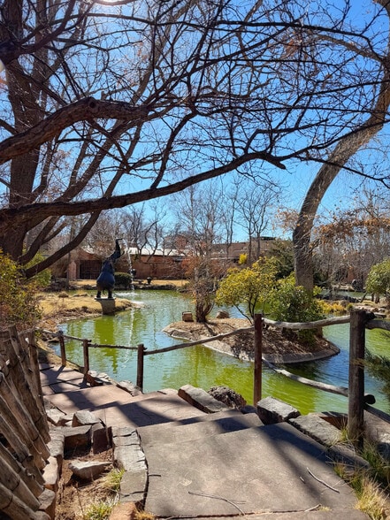1075 Paseo de Peralta, Santa Fe, NM for sale - Building Photo - Image 2 of 23