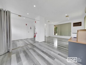 212 Roycroft Ave, Mill Park for lease Interior Photo- Image 2 of 8