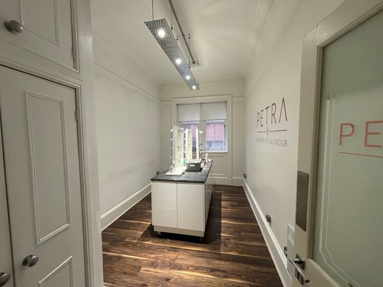 166 Buchanan St, Glasgow for lease - Building Photo - Image 2 of 8