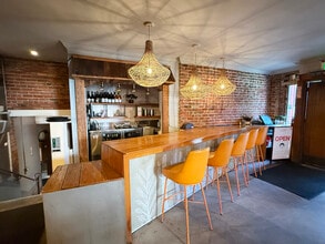 510-512 Union St, San Francisco, CA for lease Interior Photo- Image 2 of 4