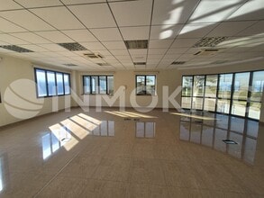 Industrial in Alzira, Valencia for lease Interior Photo- Image 2 of 11