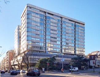 Plus de détails pour Bureau/Commerce de détail à louer