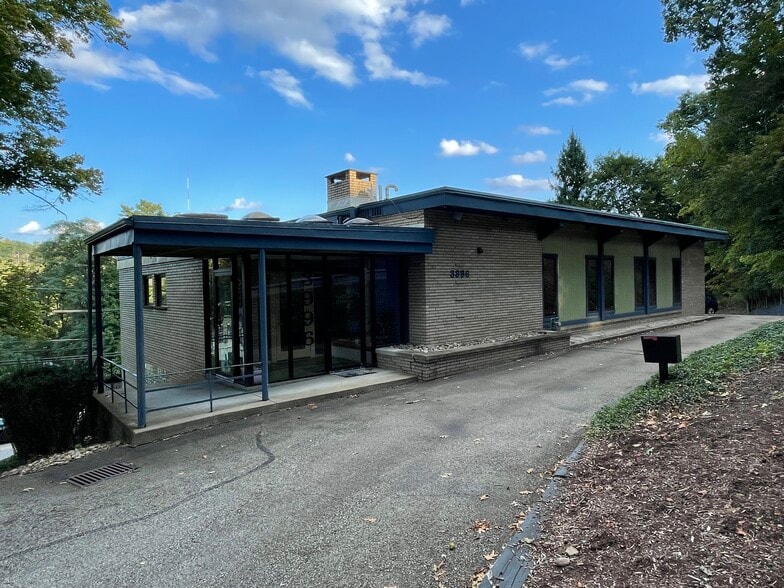 3996 Mt Royal Blvd, Allison Park, PA à louer - Photo du bâtiment - Image 2 de 15