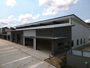 25115-25155 FM 2978 Rd, Tomball, TX for lease Construction Photo- Image 1 of 3