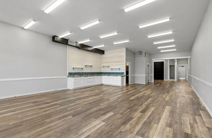 210-214 W Sunset Ave, Coeur d'Alene, ID for lease - Interior Photo - Image 3 of 19