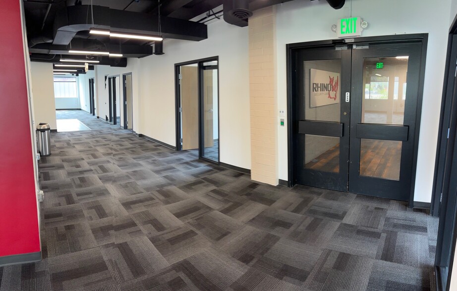 464 12th Ave, Seattle, WA for lease - Building Photo - Image 3 of 9