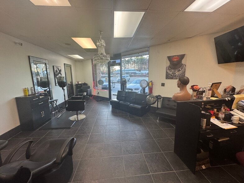 1750 Lee Rd, Lithia Springs, GA for lease - Interior Photo - Image 3 of 13