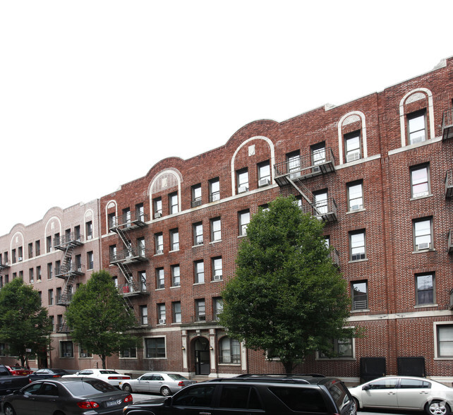 30-64 34th St, Astoria, NY à vendre - Photo principale - Image 1 de 1