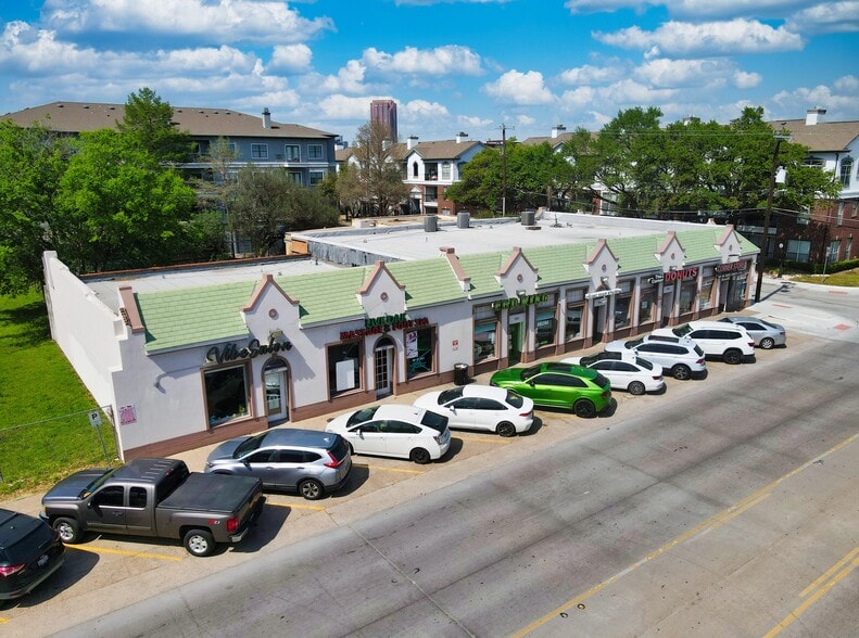 2817-2827 Live Oak St, Dallas, TX à vendre - Photo du bâtiment - Image 3 de 6