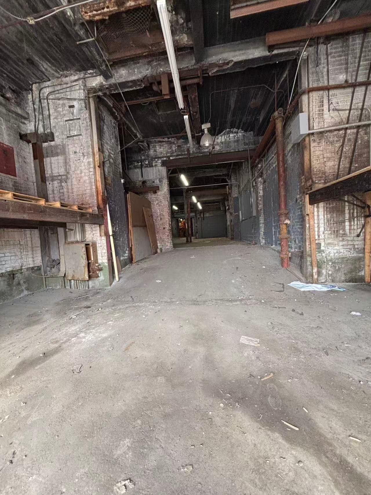 220 Stewart Ave, Brooklyn, NY for lease Interior Photo- Image 1 of 11