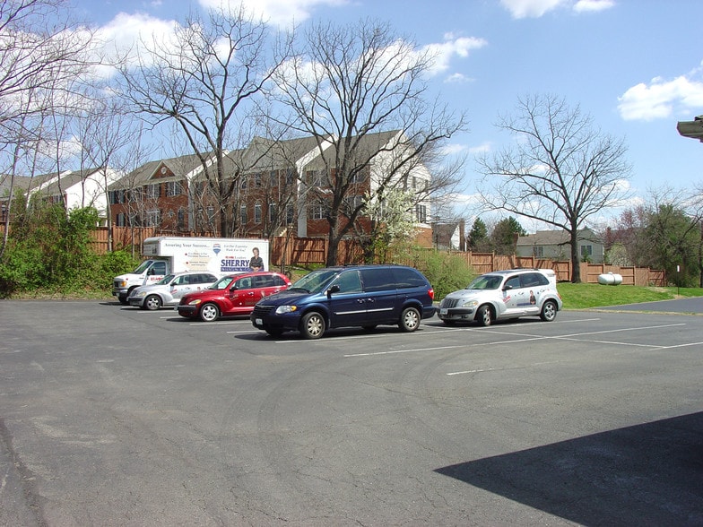 1021 E Main St, Purcellville, VA for lease - Other - Image 3 of 8