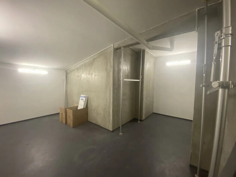 Commerce de détail dans Paris à vendre - Photo du bâtiment - Image 2 de 6