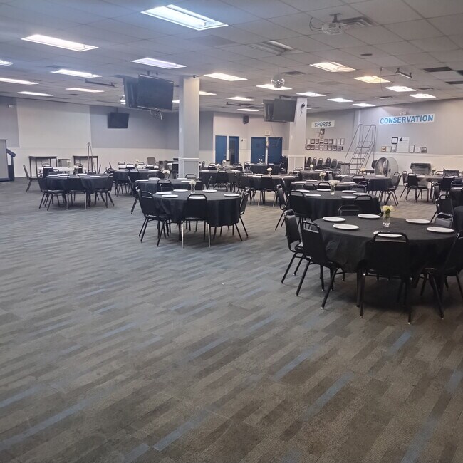 More details for 27531 Grand River St, Livonia, MI - Retail for Sale