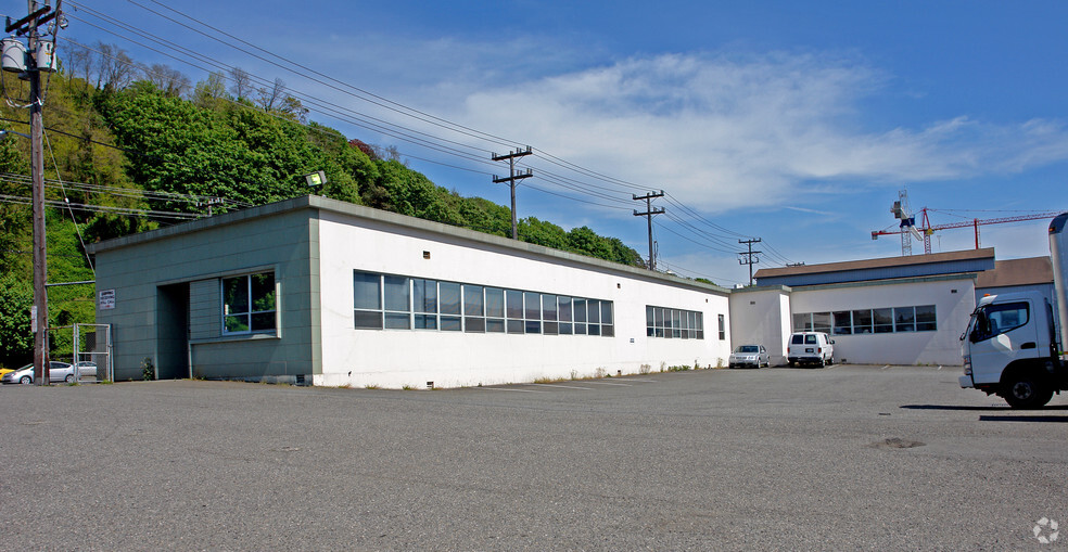 945 Elliott Ave W, Seattle, WA for lease - Building Photo - Image 3 of 6