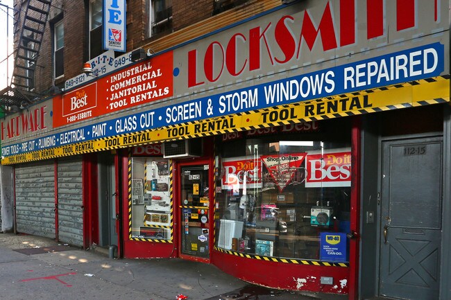 More details for Mixed Use and Commercial Land for Sale – for Sale, Richmond Hill, NY