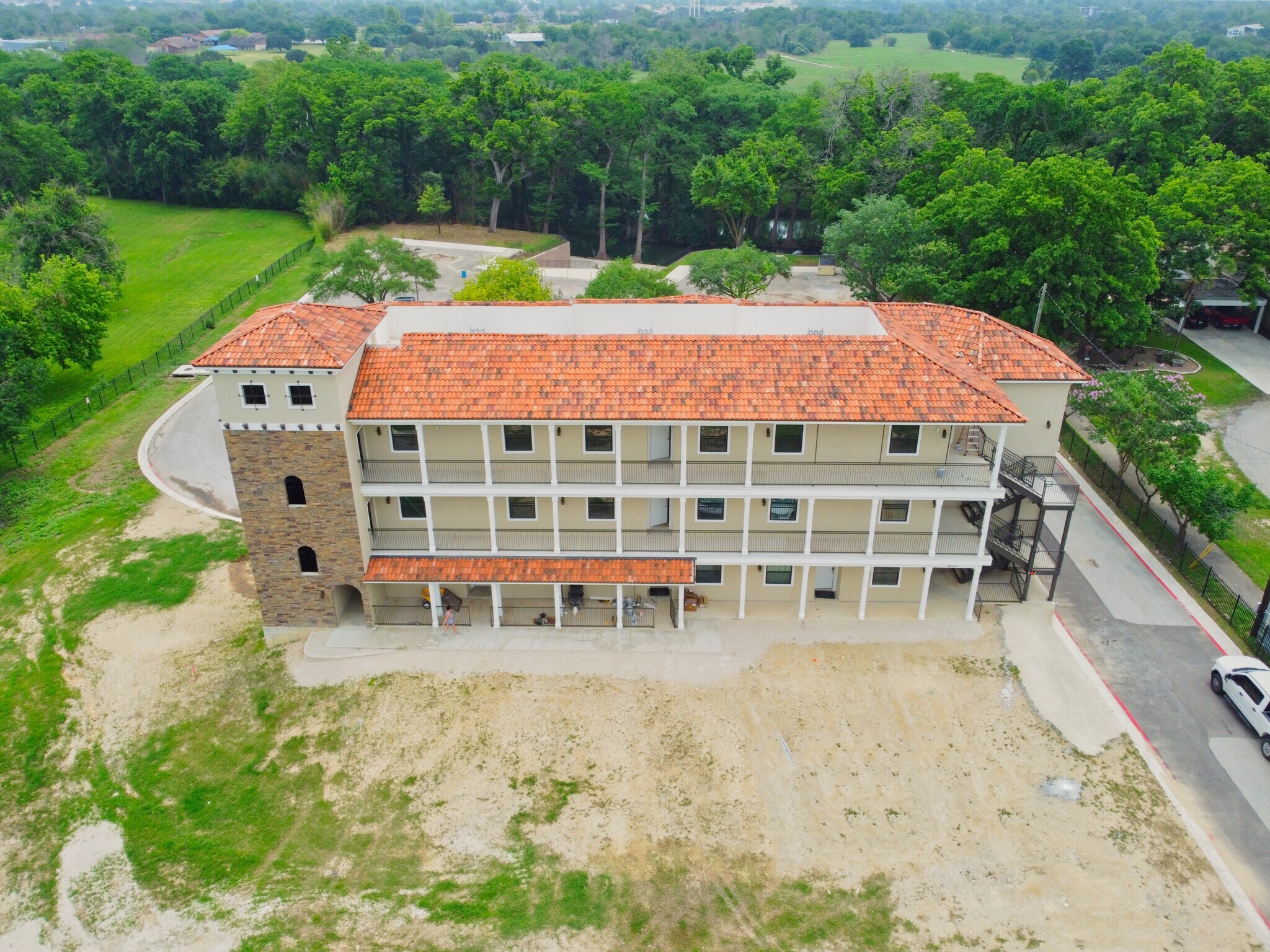 640 E Mather St, New Braunfels, TX à vendre Photo du bâtiment- Image 1 de 31