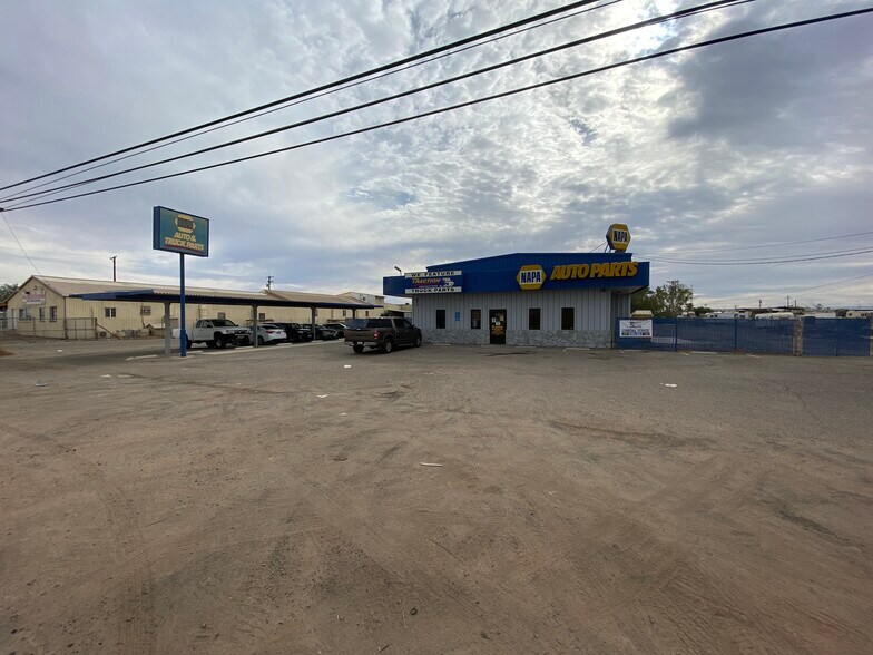 803 E Main St, El Centro, CA for sale - Building Photo - Image 3 of 10
