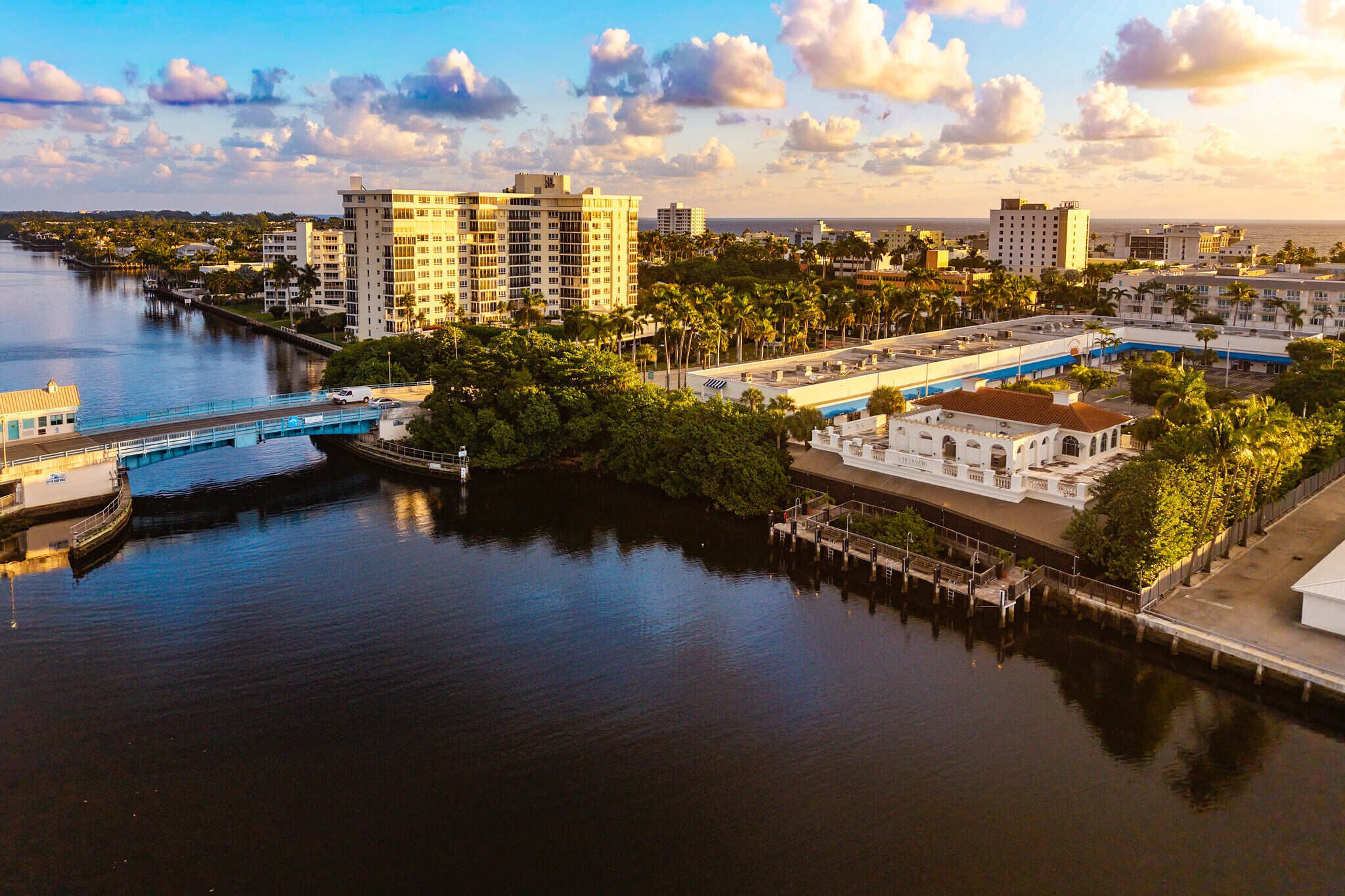 900 E Atlantic Ave, Delray Beach, FL à vendre Photo principale- Image 1 de 27