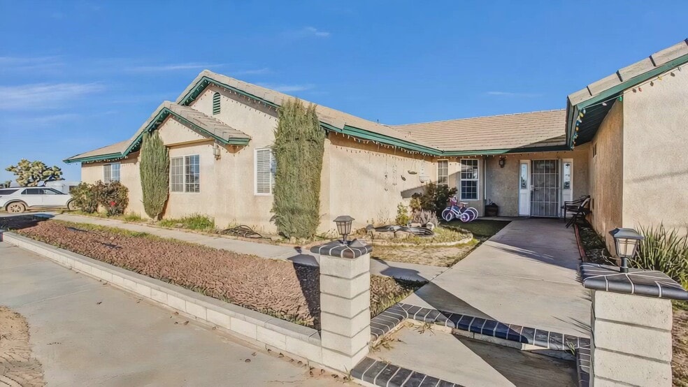 10439 Mesa St, Oak Hills, CA for sale - Commercial Listing Video - Image 2 of 41