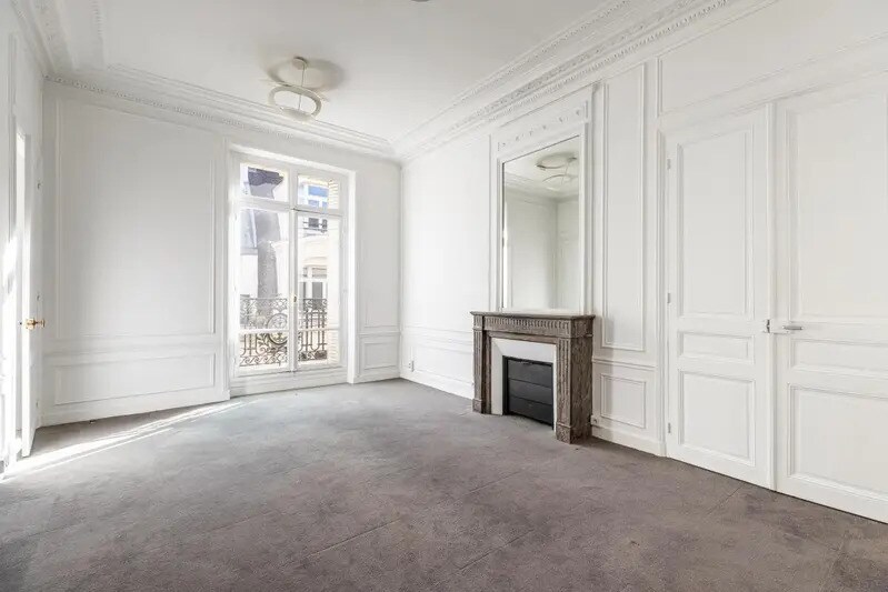 1 Rue De Penthièvre, Paris à louer - Photo du bâtiment - Image 3 de 11
