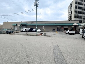 4330 Halifax St, Burnaby, BC à louer Photo intérieure- Image 2 de 4