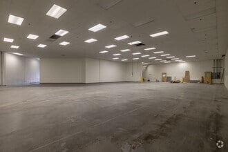 108 Clematis Ave, Waltham, MA à louer Photo intérieure- Image 2 de 8