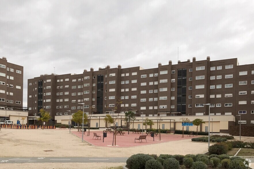 Avenida de Levante, 187, Rivas-Vaciamadrid, Madrid à vendre - Photo du bâtiment - Image 3 de 3