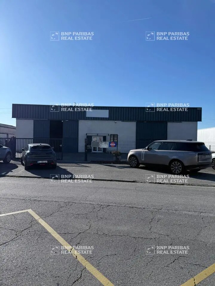 Flex in Saint-Alban for lease Building Photo- Image 1 of 4