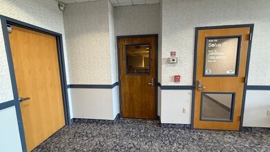 2925 William Penn Hwy, Easton, PA for lease Interior Photo- Image 1 of 17