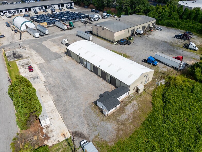 4851 Highway 85, Forest Park, GA for lease - Building Photo - Image 1 of 9