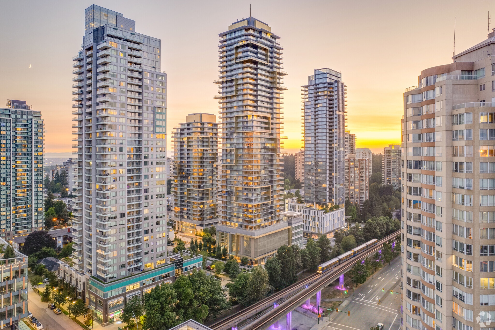 4378 Beresford St, Burnaby, BC for sale Primary Photo- Image 1 of 1