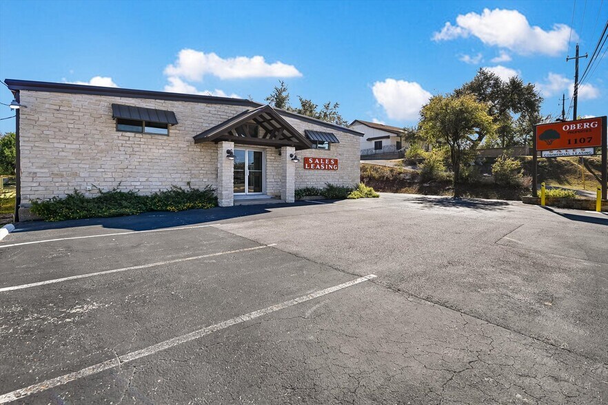 1107 Ranch Road 620 S, Lakeway, TX à louer - Photo du bâtiment - Image 3 de 21