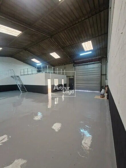 Flex dans Fontenay-le-Vicomte à louer - Photo intérieure - Image 2 de 5