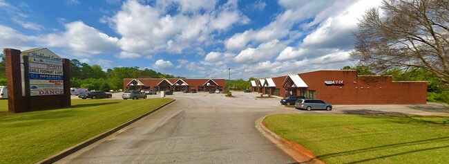 Plus de détails pour 45 Parkland Dr, Stockbridge, GA - Commerce de détail à louer