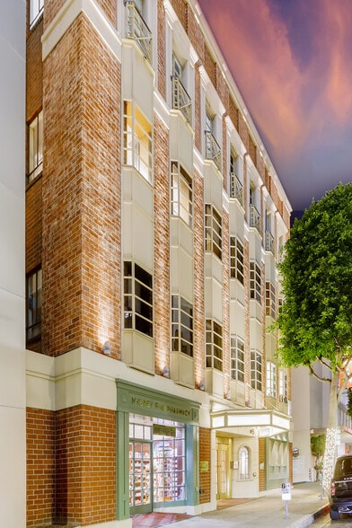 435 N Roxbury Dr, Beverly Hills, CA for lease - Building Photo - Image 3 of 9