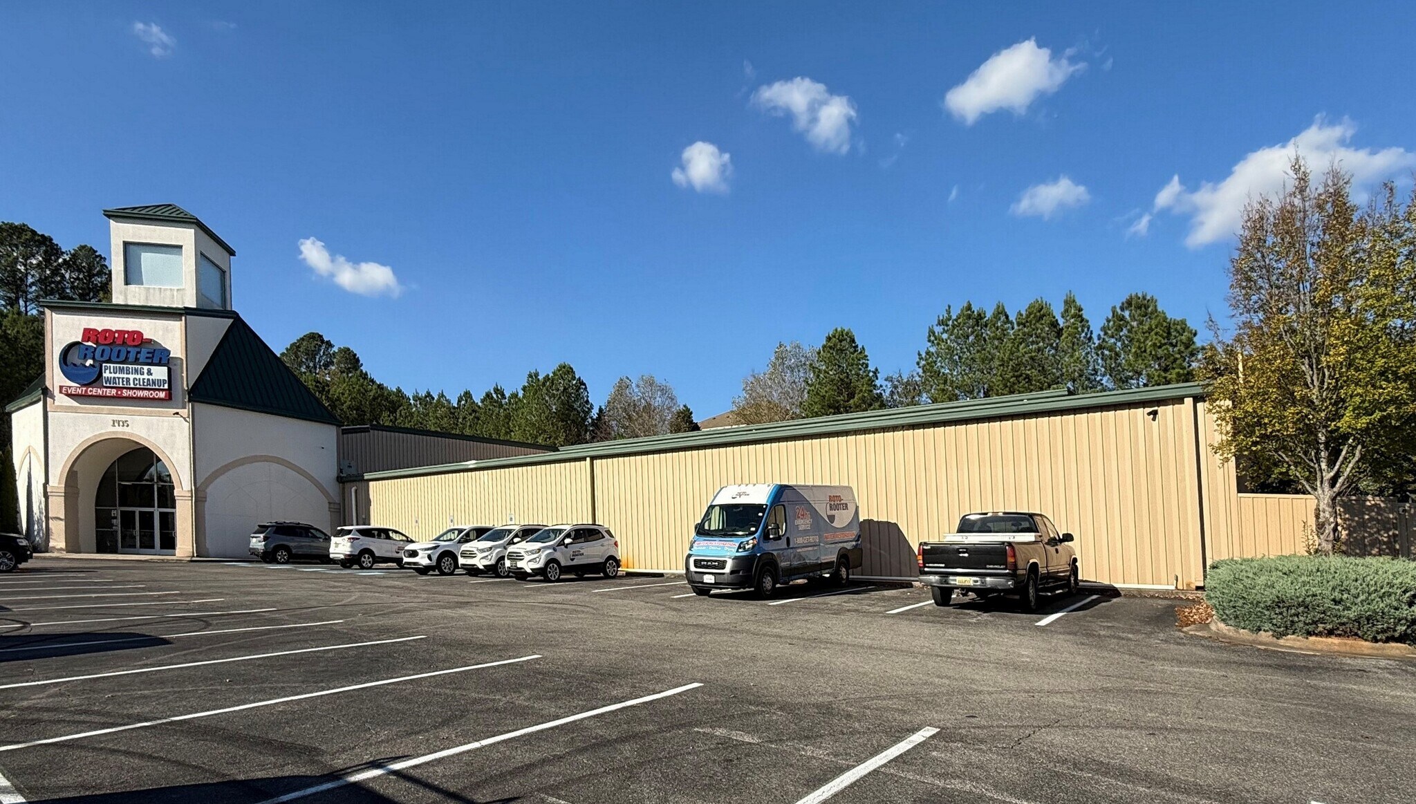 1435 Paramount Dr, Huntsville, AL à vendre Photo du bâtiment- Image 1 de 36